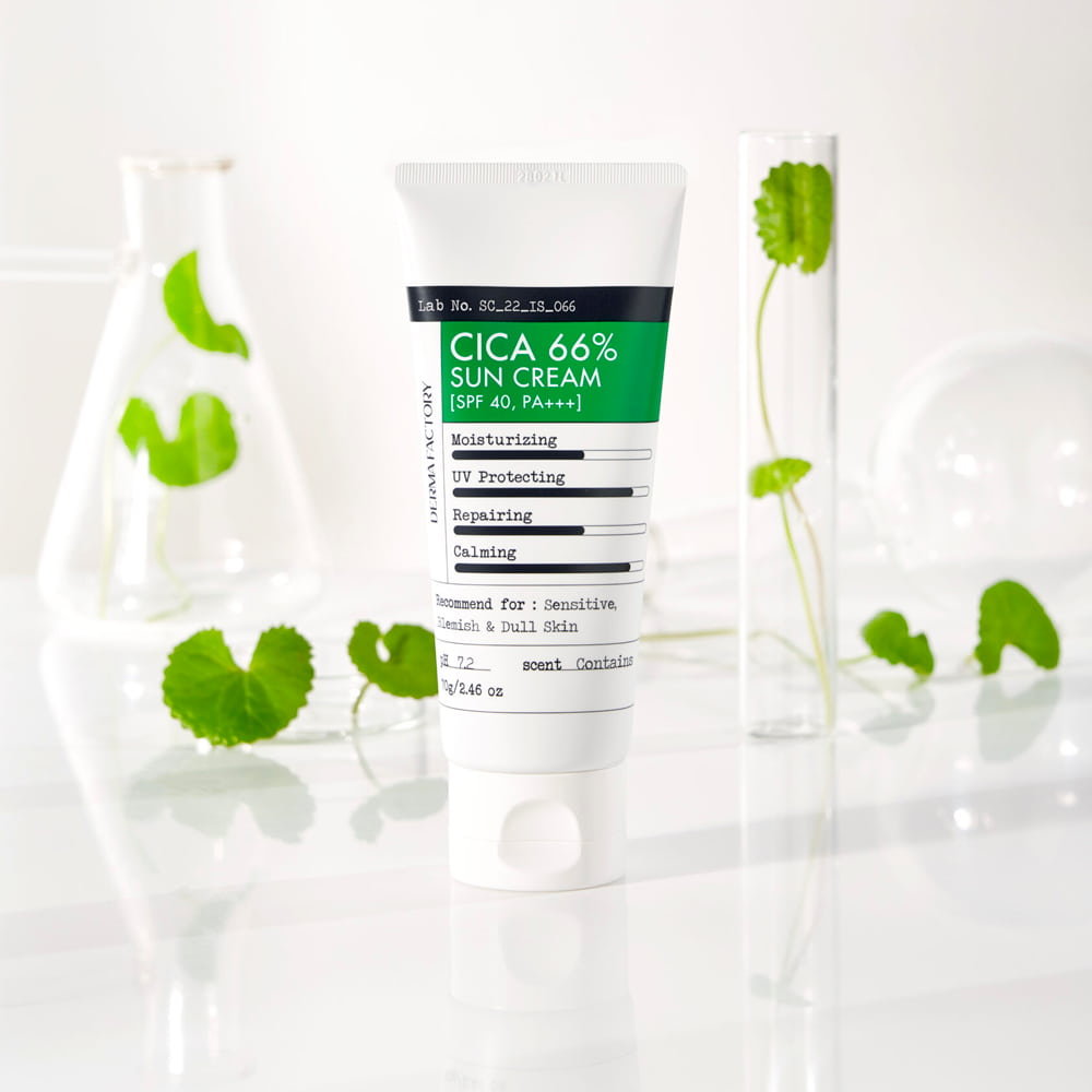 Солнцезащитный крем с экстрактом центеллы азиатской |70 g| Derma Factory CICA 66% SUN CREAM SPF40/PA+++ — изображение 2