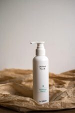 Гель-пенка мягкая для любого типа кожи |180 ml| THE SAEM Derma Plan Gel to Foam Cleanser — изображение 3