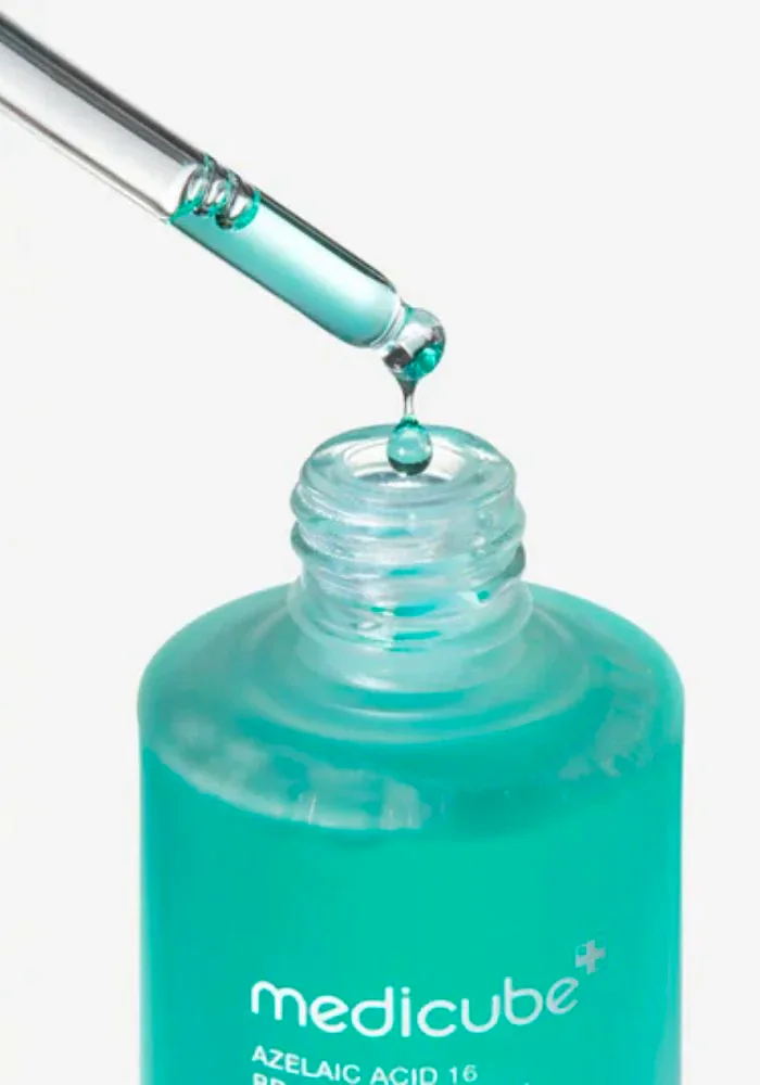 Сыворотка с 16% азелаиновой кислоты для проблемной кожи |30 ml| medicube Azelaic Acid 16 BB Calming Serum