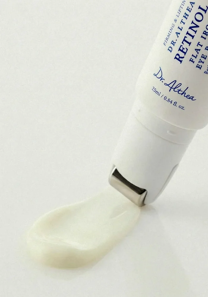 Массажный крем для век с 0,1% ретинолом Dr. Althea Retinol Flat Iron Eye Roller 25 ml