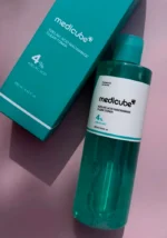 Очищающий тоник с 4% азелаиновой кислоты medicube Azelaic Acid Niacinamide Clear Toner 250 ml