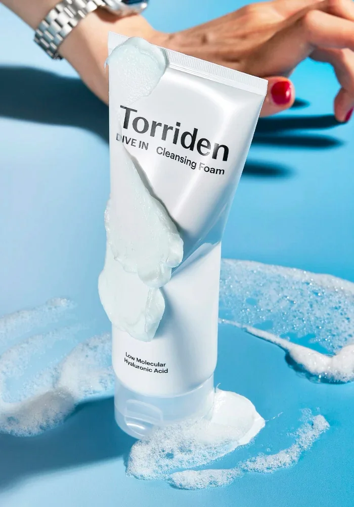 Гипоаллергенная пенка для умывания Torriden DIVE IN Low Molecular Hyaluronic Acid Cleansing Foam 150 ml